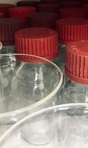 Laboratório de análises químicas Laboratório de análises químicas