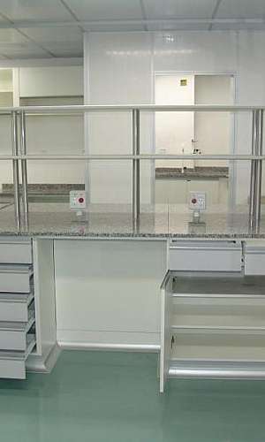 Mobiliário para laboratório de química Mobiliário para laboratório de química